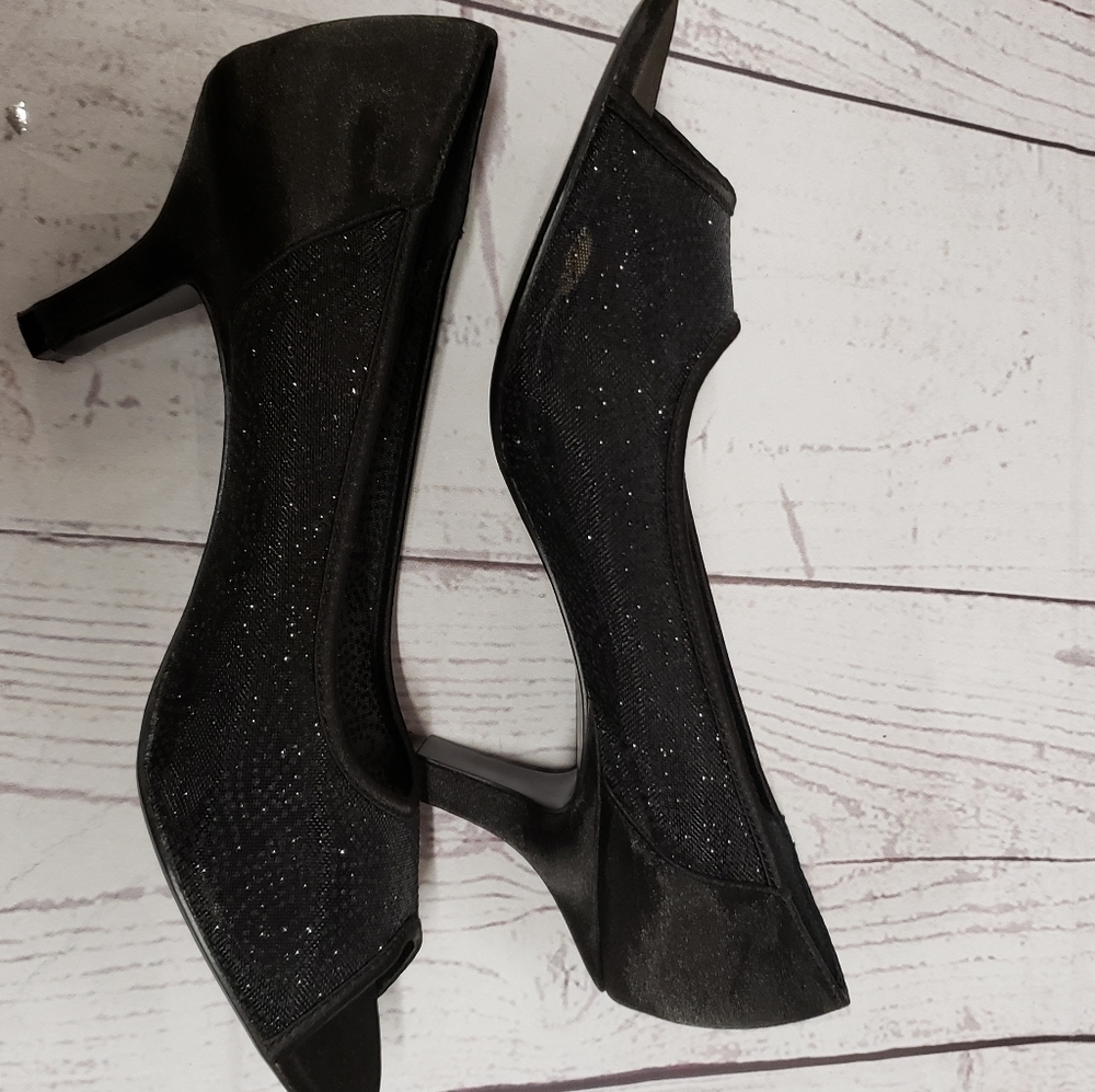 Mootsie Tootsies Heels - Picture 3 of 6